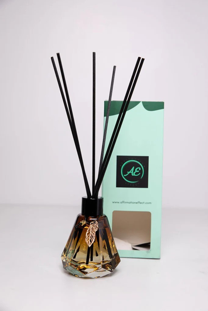Reed Diffuser – Long-Lasting Tropical Fragrance